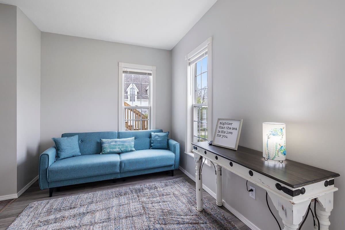 Deluxe Room | Desk, laptop workspace, free WiFi, bed sheets