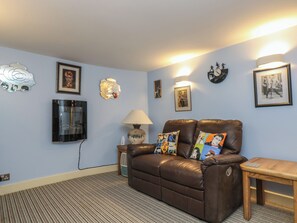 Living area - The Old Well House (Redruth)