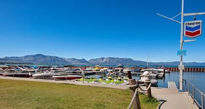 Walk to EVERYTHING! Lake Beach/Ski Resort/Casinos