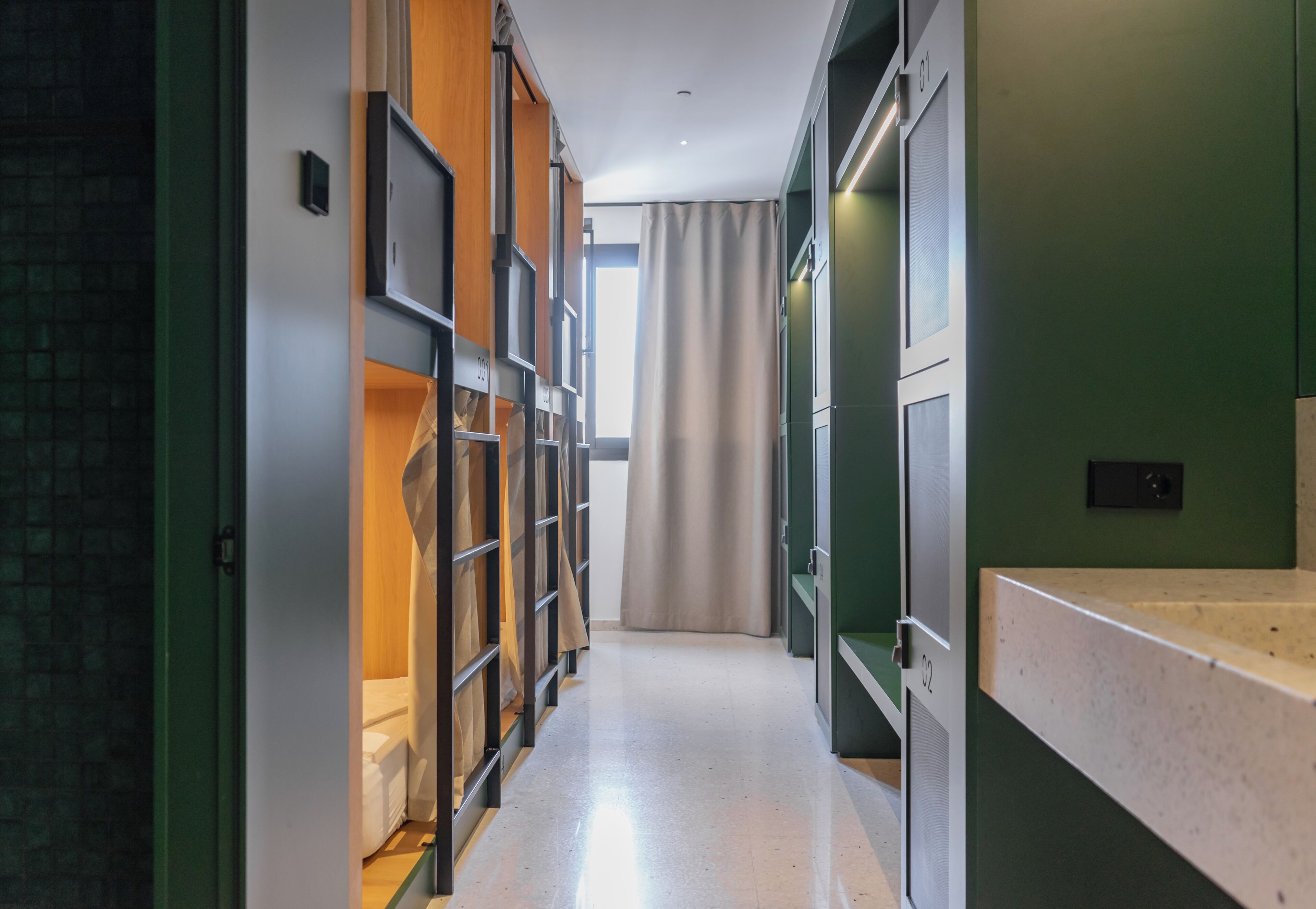 Ljudisolering, gratis wi-fi och sängkläder