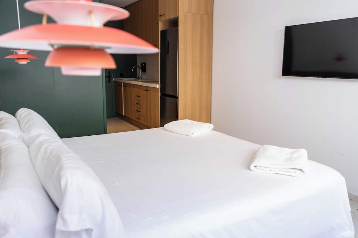 Deluxe-dobbeltværelse | Lydisolering, gratis Wi-Fi, sengetøj