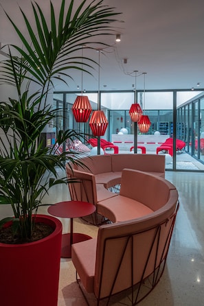 Living area - The Boc Hostels City - Youth Hostel (Palma de Mallorca)