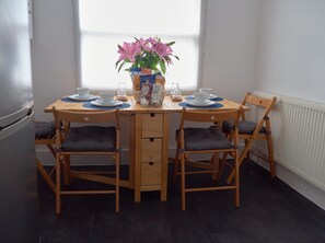 アパートメント | 専用キッチン | 冷蔵庫、電子レンジ、オーブン、コンロ