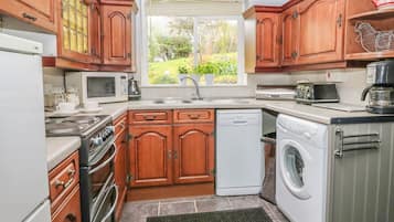 Cottage | Interior