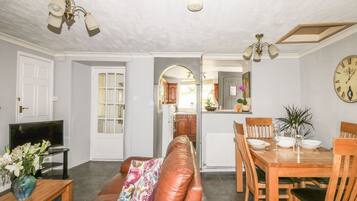 Cottage | Interior
