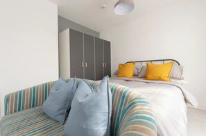 1 chambre, Wi-Fi, draps fournis