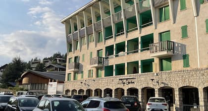 Large 2-room apartment at the foot of the slopes