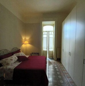2 chambres, bureau, fer et planche à repasser, Wi-Fi gratuit