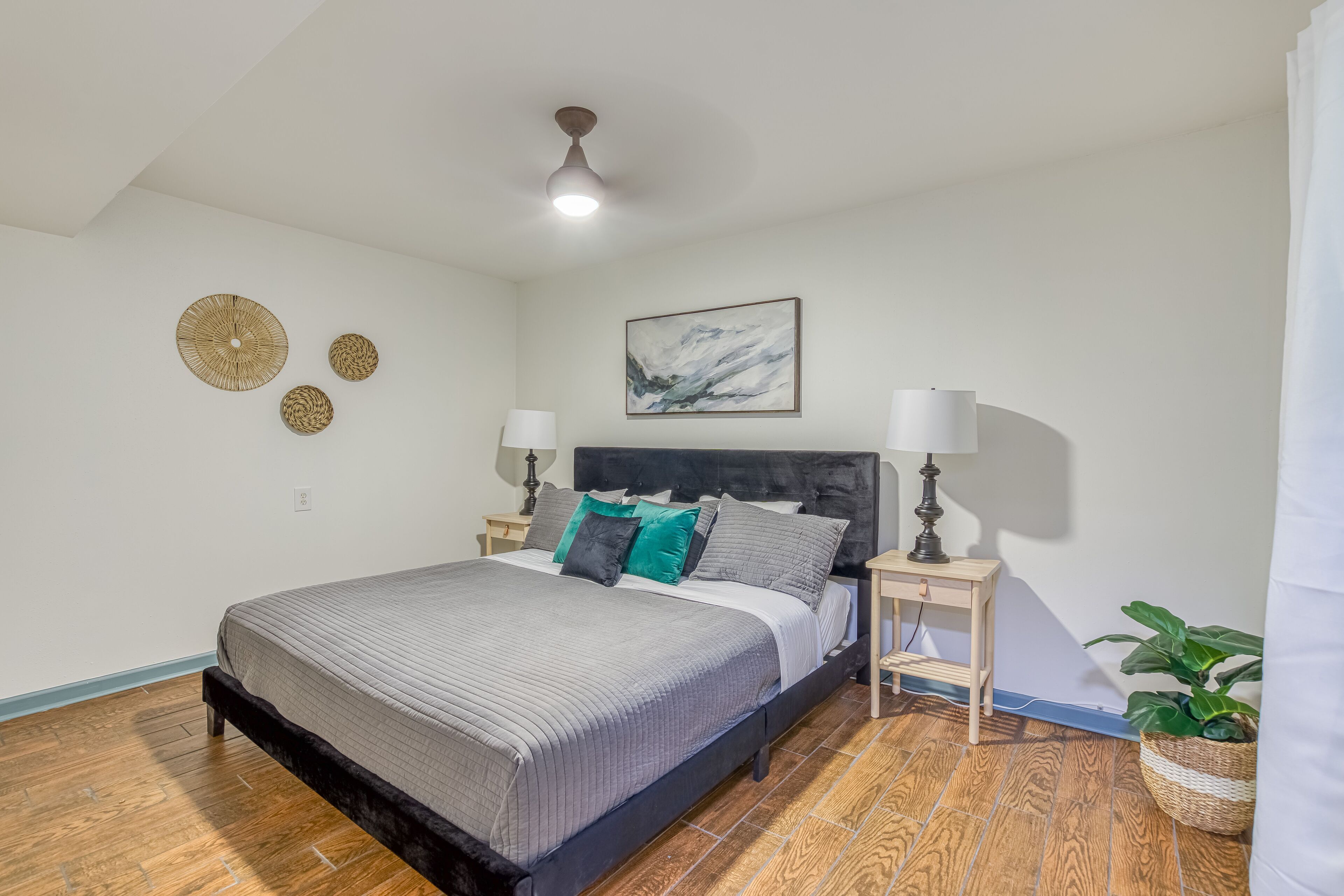 4 Schlafzimmer, Schreibtisch, kostenloses WLAN, Bettwäsche