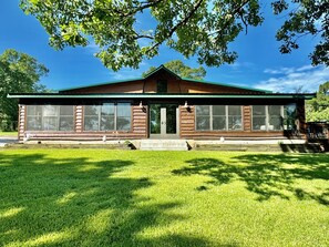 Exterior - Outdoor adventures (Quapaw)