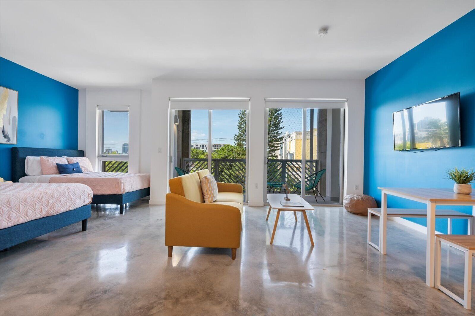 Design Studio Suite | Living area