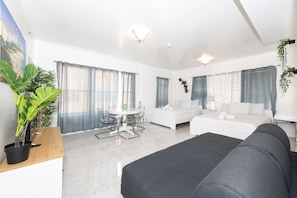 Appartement Confort, 1 chambre | DĂ©cor unique, ameublement unique, rideaux dâobscurcissement