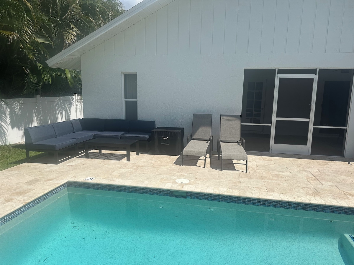 Photo 40 of Pool/Spa Home biking distance to the beach!