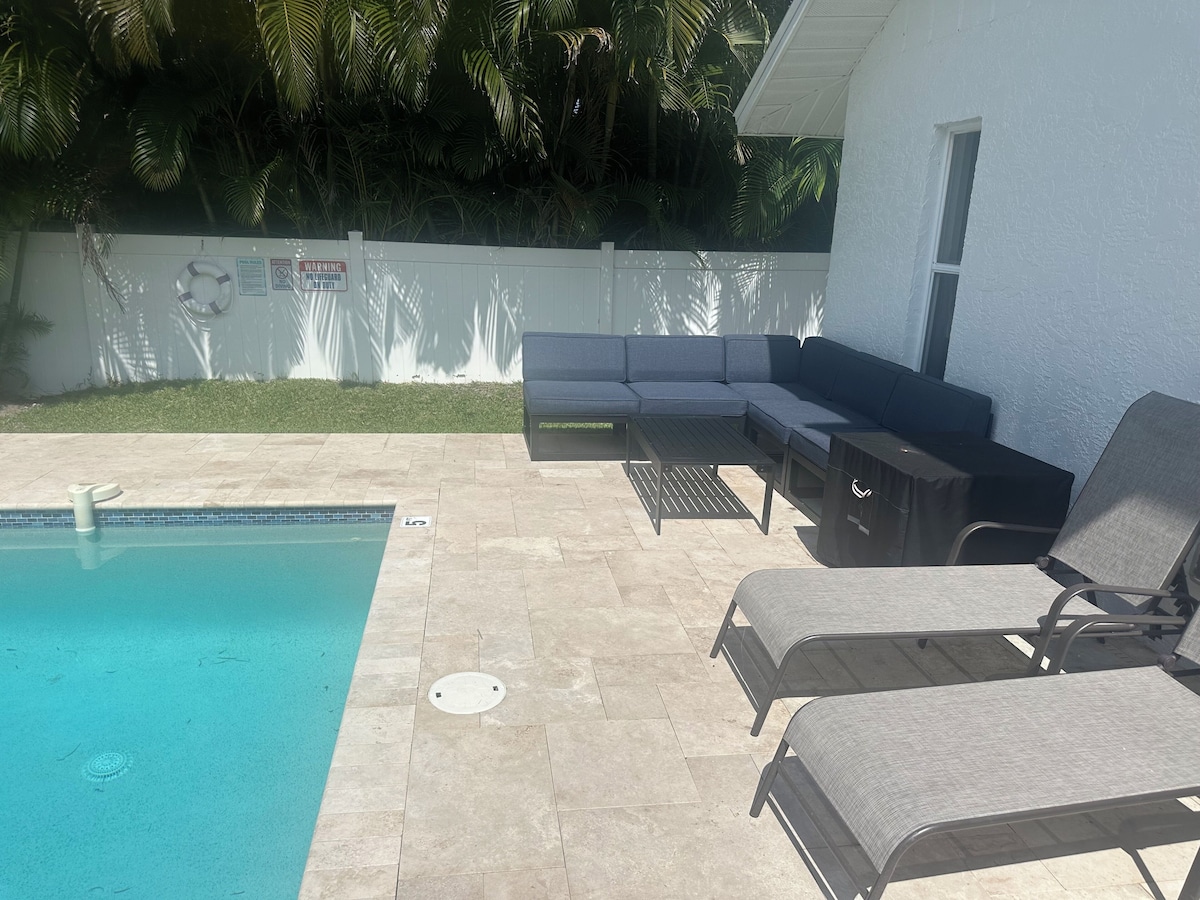 Photo 38 of Pool/Spa Home biking distance to the beach!