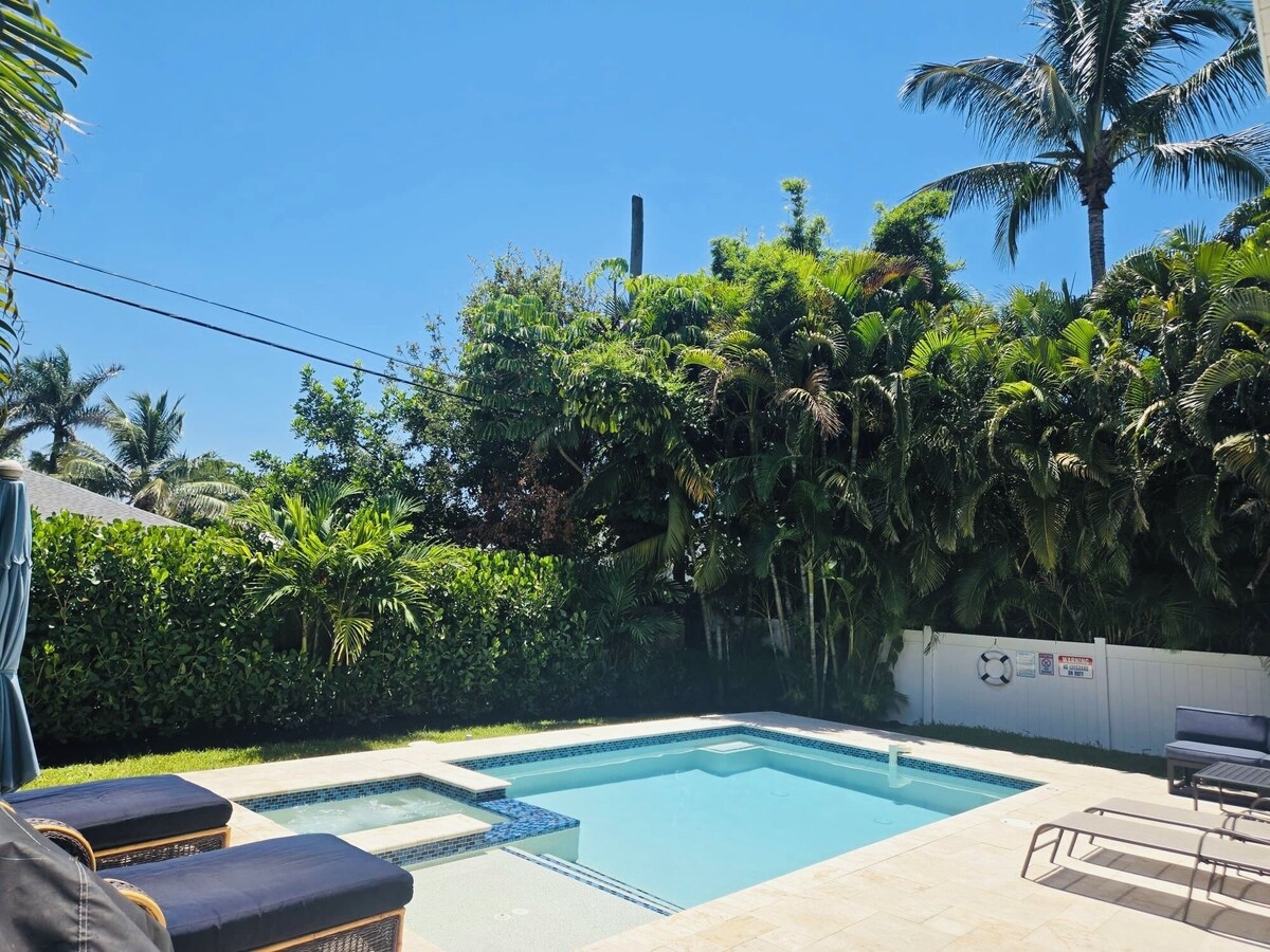 Photo 47 of Pool/Spa Home biking distance to the beach!