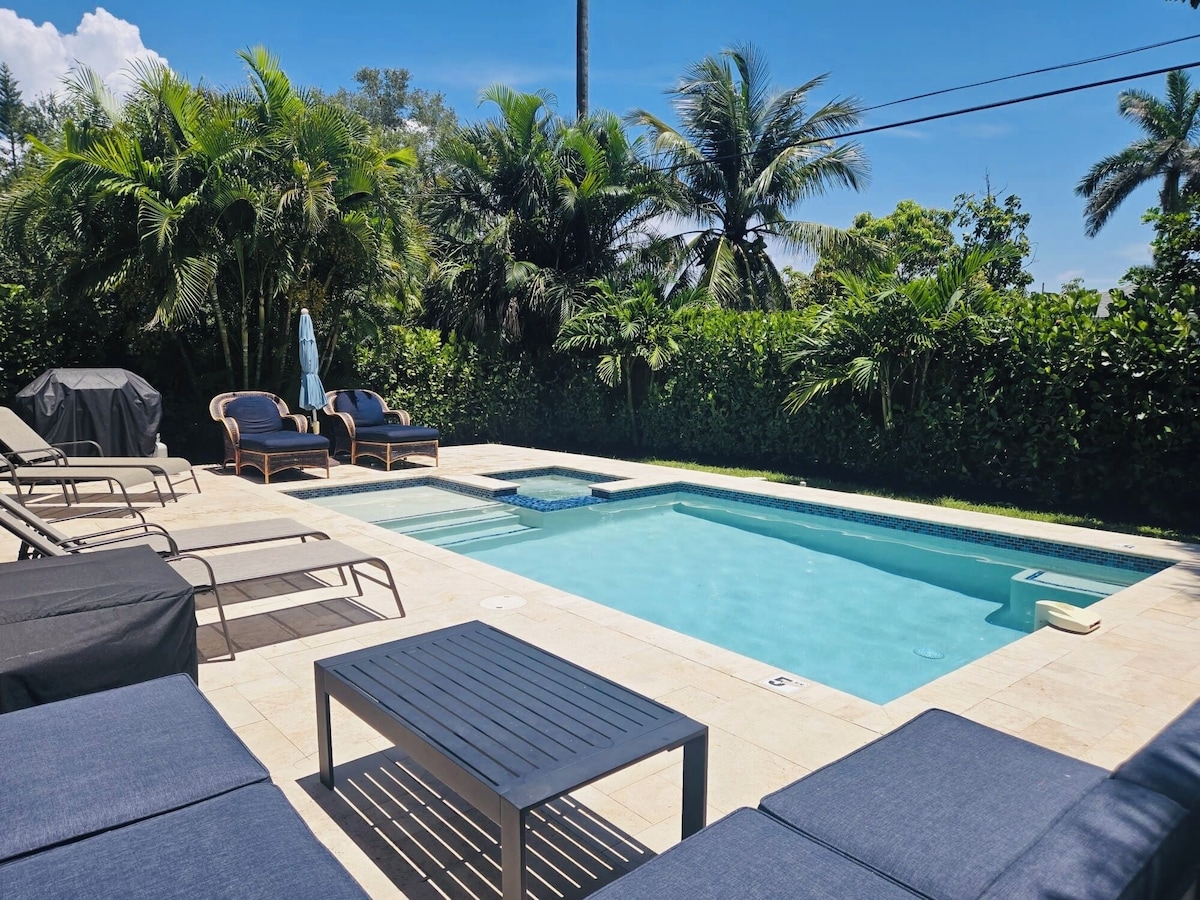 Photo 45 of Pool/Spa Home biking distance to the beach!