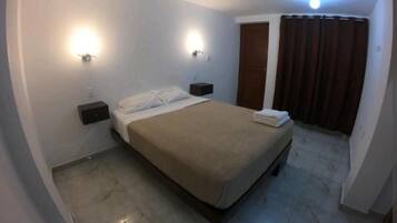 6 間睡房、免費 Wi-Fi