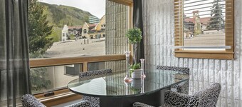 Lionshead Village Condo, Perfect Location 100 Yards from Slopes, Hot Tub!