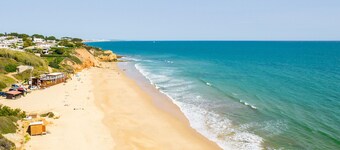 Peaceful Villa w/ Heatable Pool and BBQ