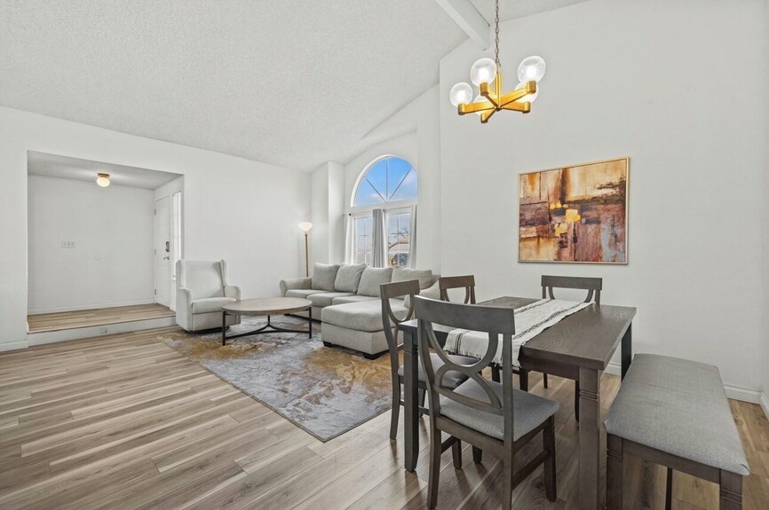 Spacious 3b-2b Home With High Ceilings & Large Yards - Lancaster, CA