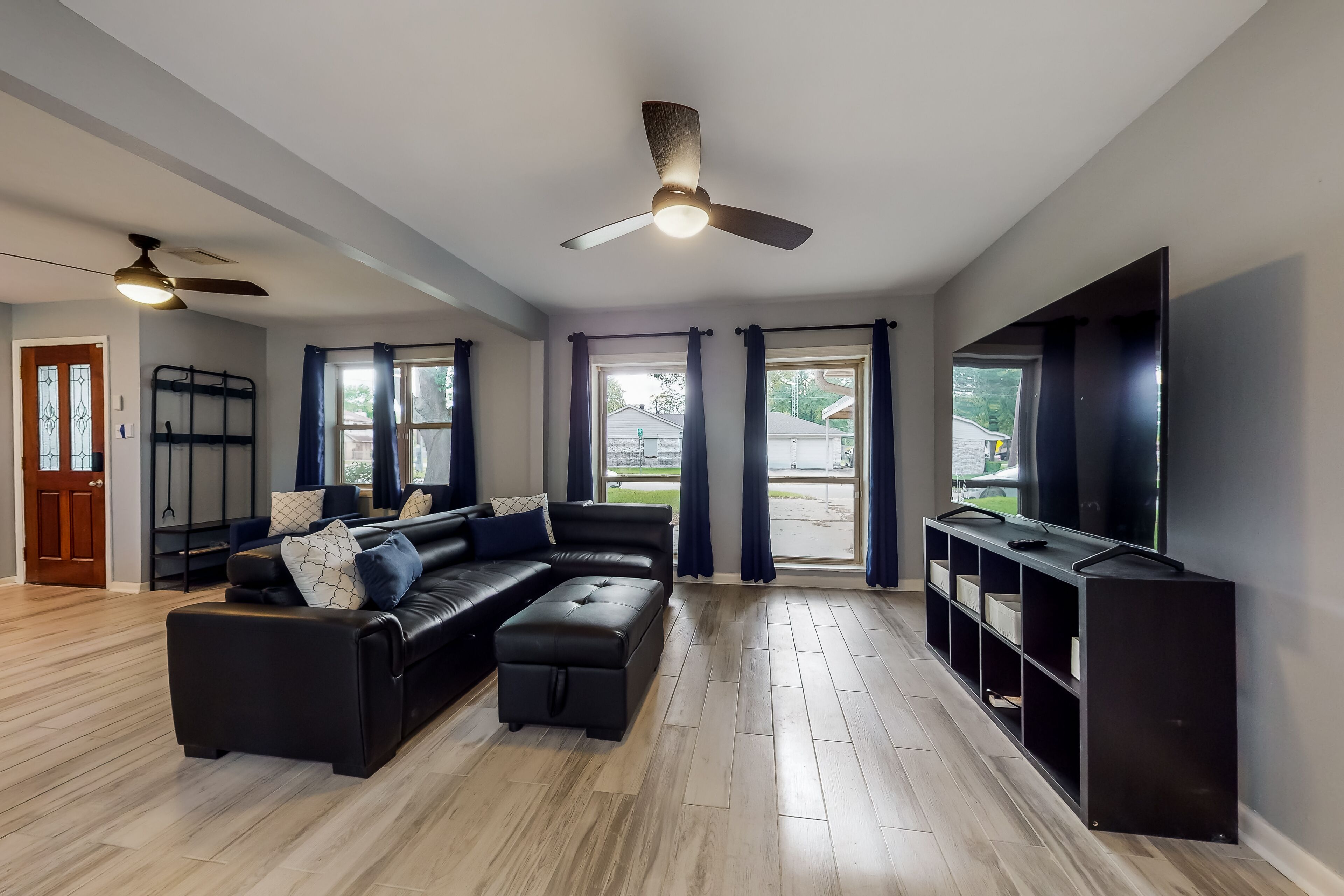 Dog-Friendly getaway with WiFi, central AC, washer/dryer, & fenced, grassy yard