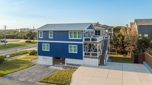 Exterior - TropiCorner - Ocean Views/Hot Tub/Steps to Beach (St. Augustine)