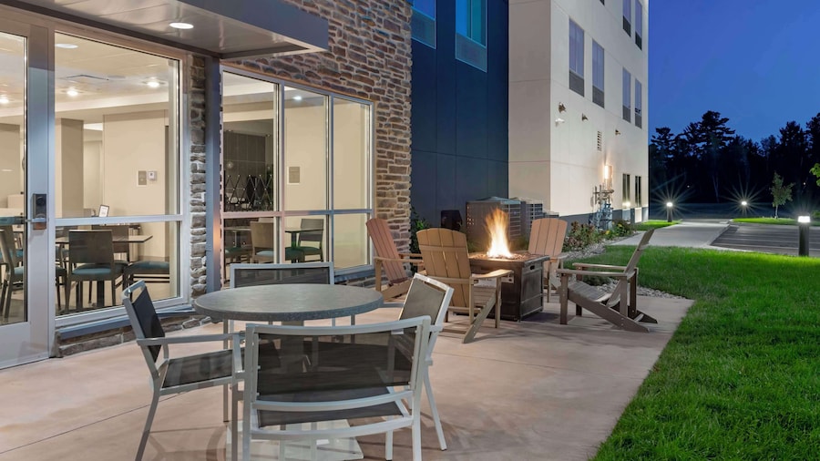 Best Western Plus Grand Rapids MN