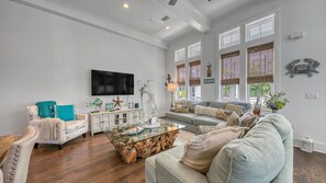 TV, books - 🦩Book Me Baby! Got To Let Your Soul Shine!🦩 (Santa Rosa Beach)