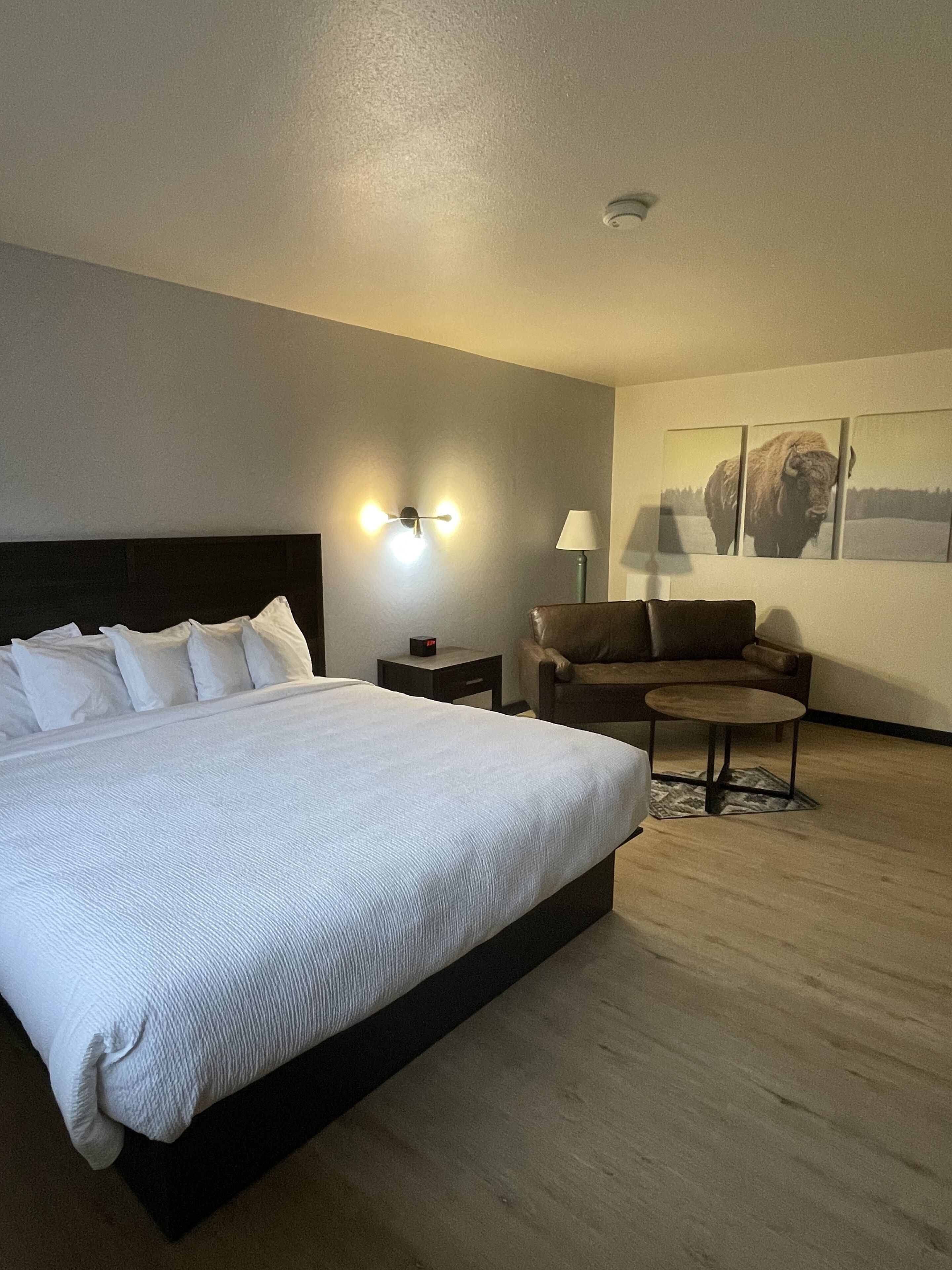 deluxe room | 1 bedroom, premium bedding, select comfort beds, desk