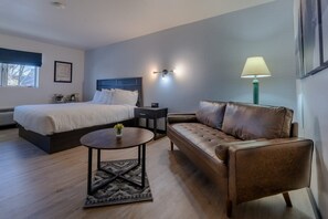 Deluxe Room | Premium bedding, Select Comfort beds, desk, laptop workspace - The Scout INN (Cody)