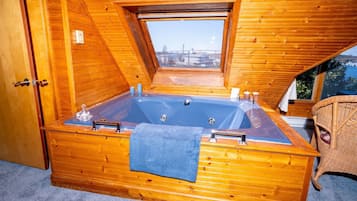 Superior Room | Jetted bathtub