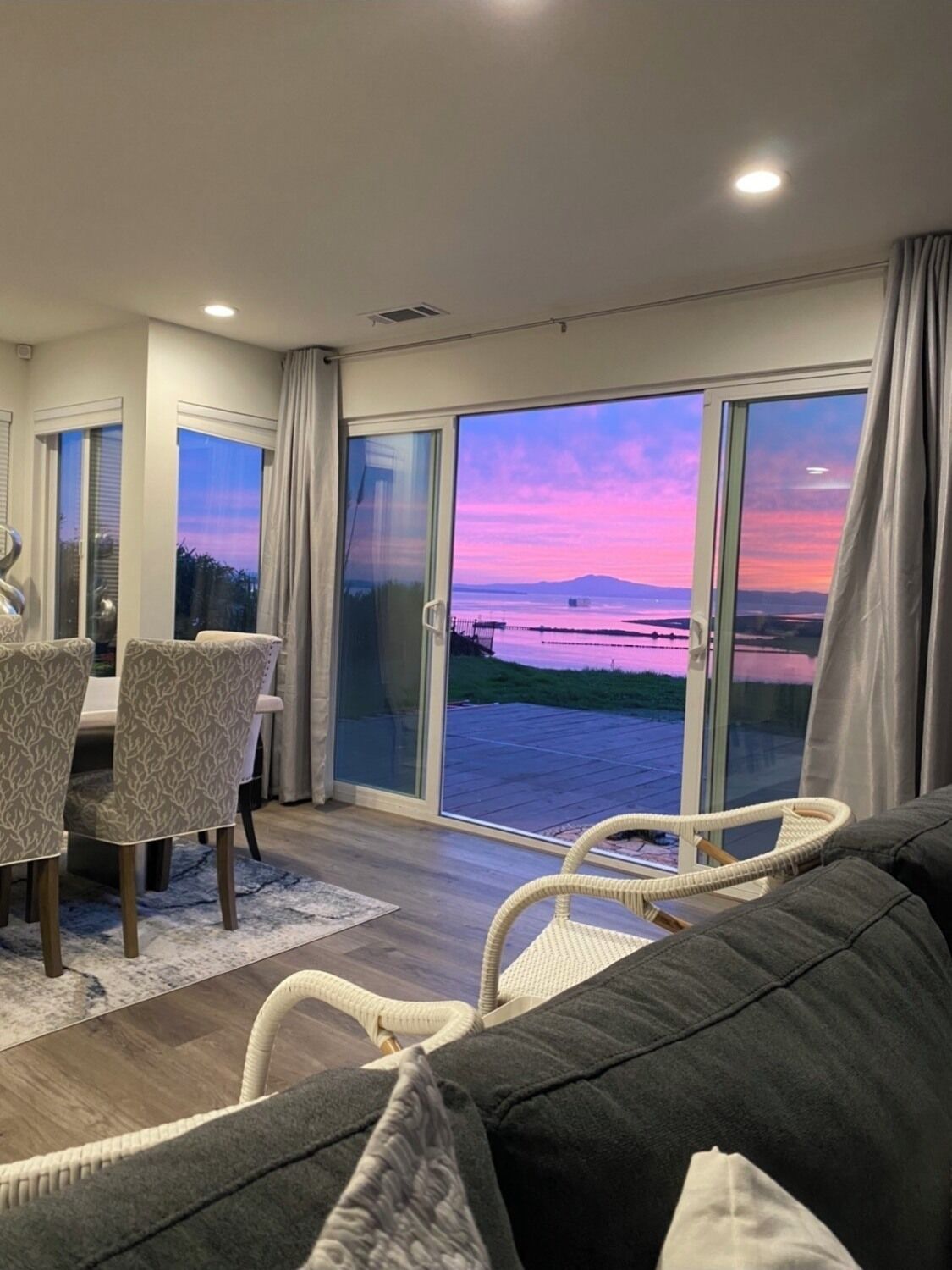 Spectacular Bay View Home Close To Napa And San Francisco - Benicia, CA