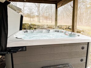 Bain à remous extérieur