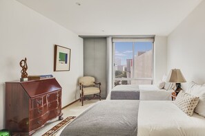 2 chambres, bureau, lit parapluie, Wi-Fi gratuit