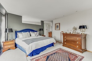 2 Schlafzimmer, Schreibtisch, Reisekinderbett, kostenloses WLAN
