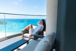 Property grounds - A-501 Stunning 3 bedroom facing Mullet Bay beach (Cupecoy)