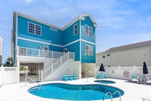 Piscine extérieure, piscine chauffée