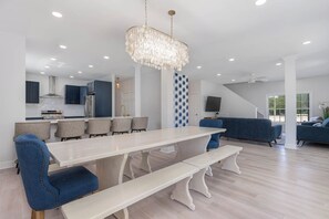 Dining - OCEAN DREAM-Luxury 2nd Row Ocean View - Pool Oasis (North Myrtle Beach)