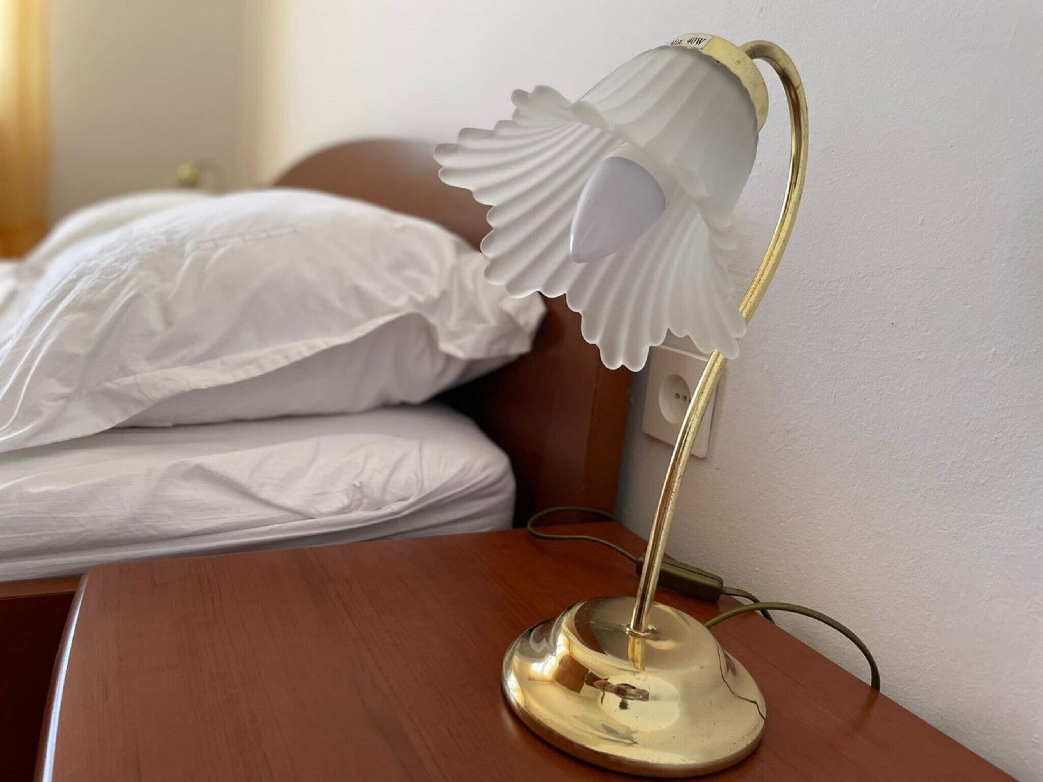 1 dormitori, planxa i posts de planxar, wifi i roba de llit 