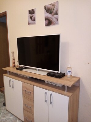 2 Schlafzimmer, Bügeleisen/Bügelbrett, Internetzugang, Bettwäsche