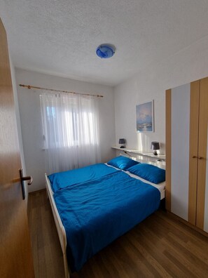 2 Schlafzimmer, Bügeleisen/Bügelbrett, Internetzugang, Bettwäsche