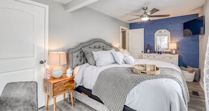 Riverfront! Shenandoah River! Sleeps 4! New Hot Tub