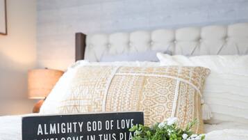 2 多间卧室、办公桌、免费 WiFi、床单