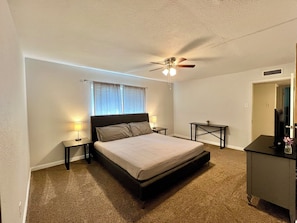3 chambres, bureau, fer et planche à repasser, Wi-Fi gratuit