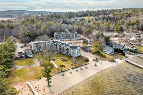 1 Bedroom Lake Winnipesaukee Condo