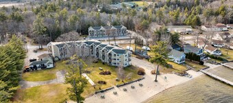 1 Bedroom Lake Winnipesaukee Condo