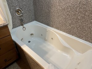 Chuveiro/banheira combinados, banheira de hidromassagem