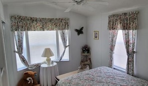 2 多间卧室、客房内保险箱、熨斗/熨衣板、WiFi