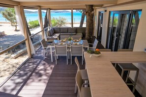 Outdoor dining - Beachfront Sunset Villa (Brodarica)