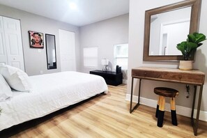 3 bedrooms, iron/ironing board, travel cot, free WiFi